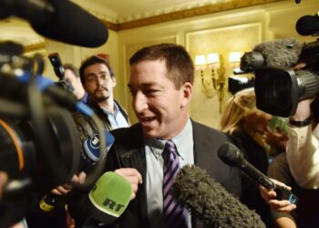 Edward Snowdenin paljastukset maailmalle välittänyt toimittaja Glenn Greenwald kuvattuna huhtikuussa New Yorkissa.