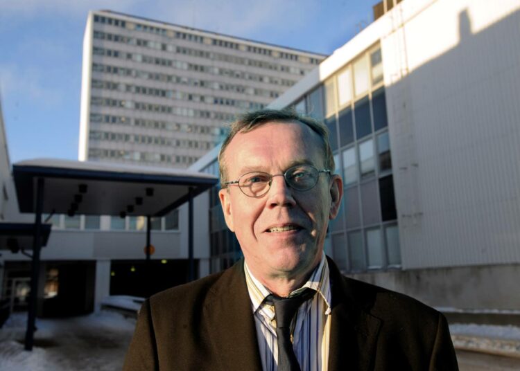 Harry Yltävän mukaan potilasmaksujen 30 prosentin korotukset eriarvoistavat kansalaisia.