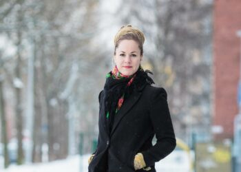 Hanna Sarkkinen nousi eduskuntaan viime vaaleissa. Hän keräsi Oulun vaalipiiristä yli 9 500 ääntä ja oli piirin toiseksi suosituin ehdokas.