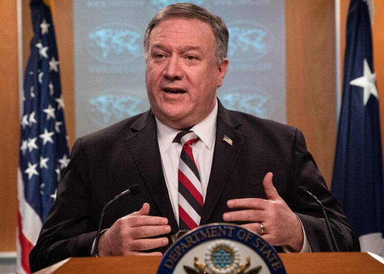 Yhdysvaltain ulkoministeri Mike Pompeo puhumassa lehdistötilaisuudessa tiistaina.