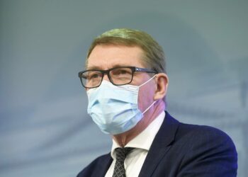 Valtiovarainministeri Matti Vanhasen mukaan elpymisvälineellä pitää luoda uutta.