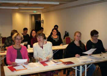 Tuija Kautto, Toini Kovanen, Tuula Väänänen ja Sari Keihäsniemi olivat mukana opintopäivillä.