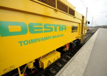 Destia Oy muodostettiin vuonna 2008, kun entinen Tieliikelaitos yhtiöitettiin. Nyt valtio luopuu sen omistuksesta.