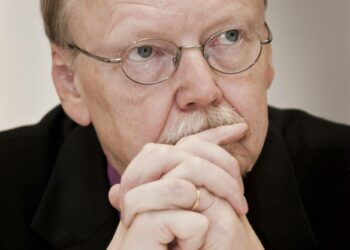 Arkkipiispa Kari Mäkinen.