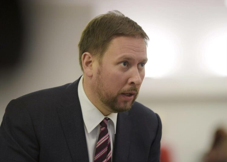 Paavo Arhinmäki muisteli Timo Soinin vaalipuheita.