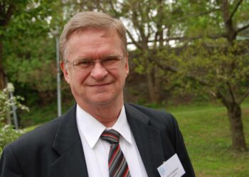 Pietarin fosforipäästöt ovat Esa Ovaskaisen mukaan vähentyneet merkittävästi.