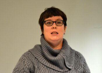 Merja Kyllönen kampanjoi lauantaina Kainuussa.