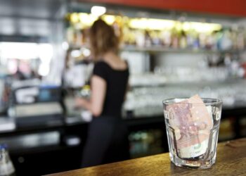 Vuokrataso on pääkaupunkiseudulla liian kova palvelualan ammattilaiselle.