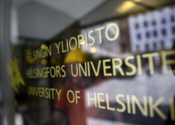 Helsingin yliopisto siirsi kiinteistöpalvelun henkilöstön huonompien työehtojen piiriin.