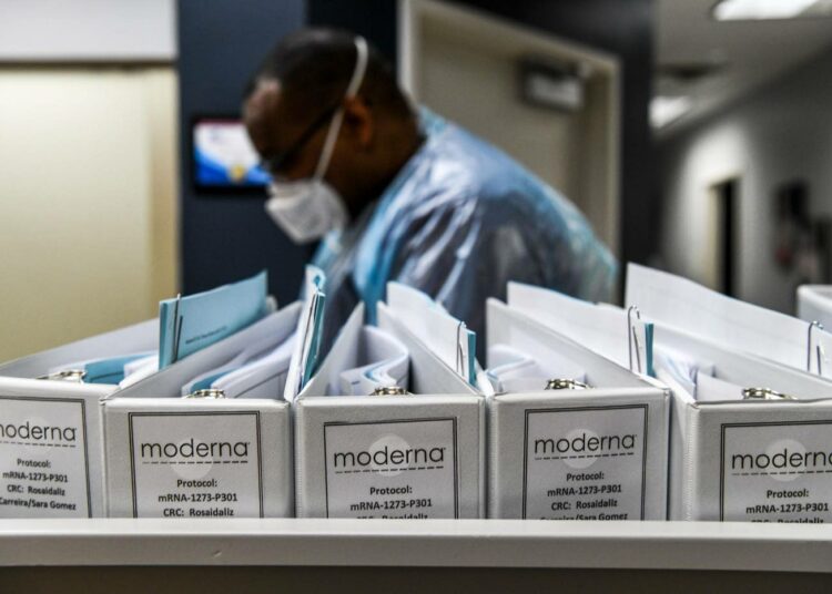 Lääkeyhtiö Modernan rokote on osoitettu 94,5-prosenttisen tehokkaaksi koronavirusta vastaan, yhtiö kertoo.