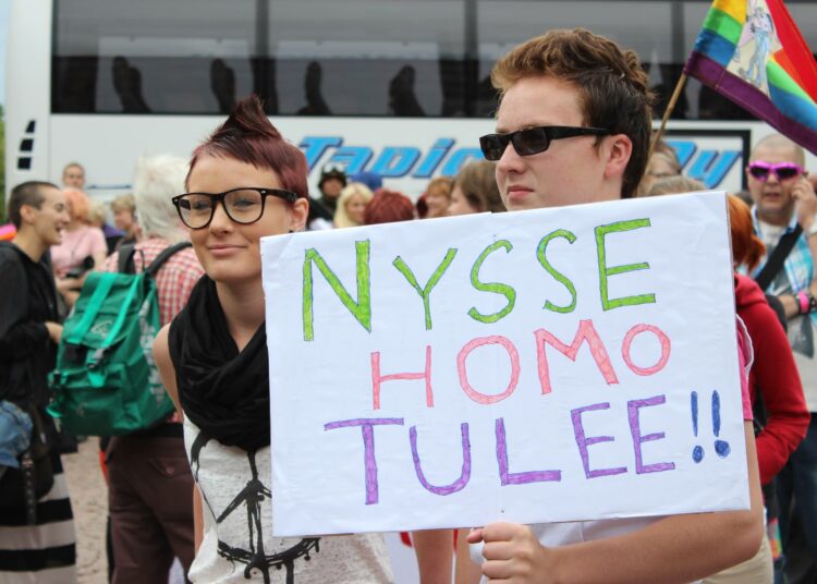 Suomen sijoitusta heikentää ihmisoikeusloukkauksia sisältävä translaki, jota ei ole vielä uudistettu. Kuva vuoden 2018 Tampereen Pridesta.