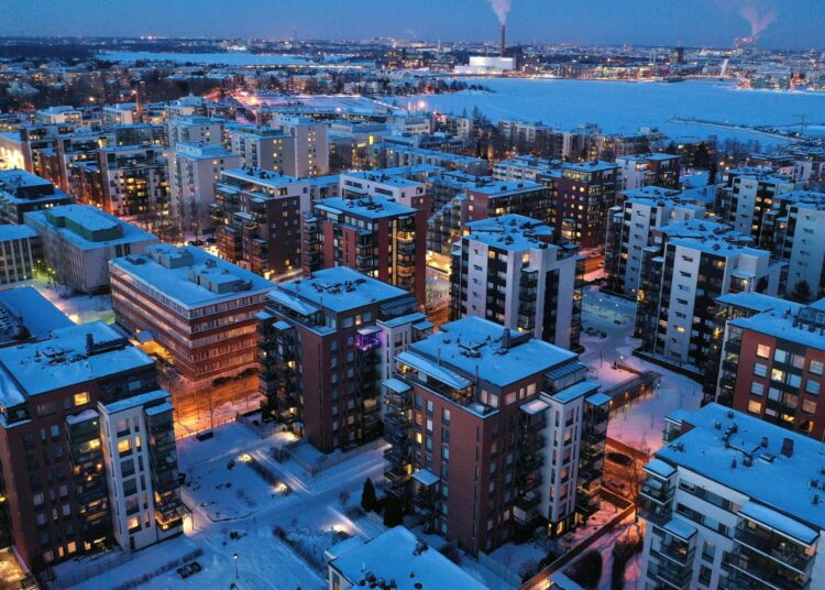 Sähkölaskut ovat jo suurenneet.