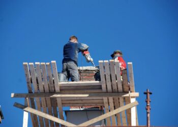 Vuonna 2030 arvioidaan olevan sataa työikäistä kohti jo yli neljäkymmentä yli 64-vuotiasta.