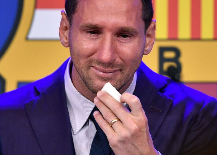 Lionel Messi kertoi tilanteestaan tiedotustilaisuudessa 8. elokuuta.