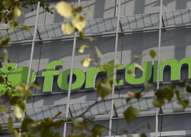 Fortum tulisi lunastaa pois pörssistä kokonaan valtion omistukseen, Mai Kivelä sanoi vasemmistoliiton ryhmäpuheenvuorossa.