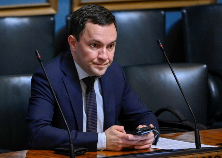 Sosiaali- ja terveysministeri Wille Rydman (ps.).