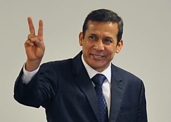 Kukko ei ehtinyt montaa kertaa laulaa, ennen kuin Ollanta Humala käänsi takkinsa.