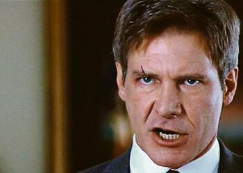 Isku Kolumbiaan -elokuvassa saadaan seurata isojen poikien operointia talou-den, politiikan ja sodankäynnin harmailla alueilla. Pääosassa Harrison Ford.