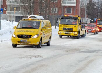 Tänä vuonna vapaaehtoisten tiepalvelumiesten ja -naisten operaatio Lumihiutale käynnistyi Hämeenlinnasta.