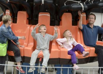 Vanhempien lomien pitäminen eri aikoina ei ole lapsiasiavaltuutettu Kurttilan mielestä toivottu ratkaisu, koska silloin perheellä ei ole yhteistä lomaa.