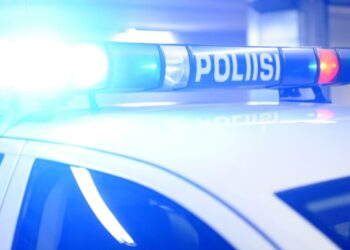 Perussuomalaiset mittaa sisäistä turvallisuutta poliisien määrällä. Vasemmistoliiton Risto Kalliorinteen mielestä köyhyyden kitkeminen on tärkeintä sisäisen turvallisuuden parantamista.