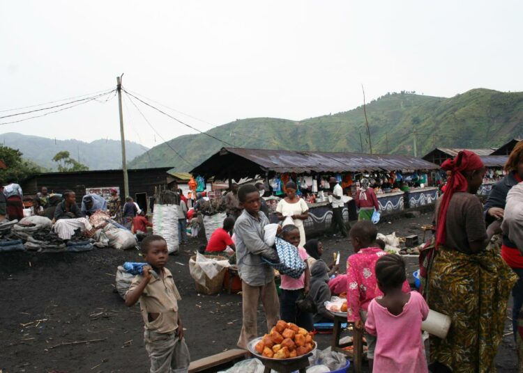 Kivun markkinoilla Kongon demokraattisessa tasavallassa käydään vilkkaasti kauppaa, mutta Afrikan maiden keskinäisen kaupankäynti on vähäistä.
