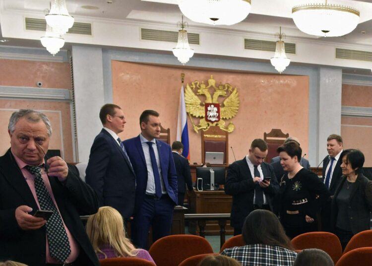 Venäjän oikeusministeriö järjesti huhtikuussa kuulemistilaisuuden ennen Jehovan todistajien kieltämistä.