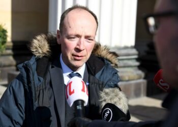 Jussi Halla-aho nousi perussuomalaisten johtoon Jyväskylässä 2017. Valinta johti puolueen hajaantumiseen.