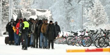 Suomessakin ollaan pystyttämässä raja-aitaa Venäjän vastaiselle rajalle. Kuva Raja-Joosepista marraskuulta.