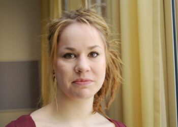 Hanna Sarkkinen.