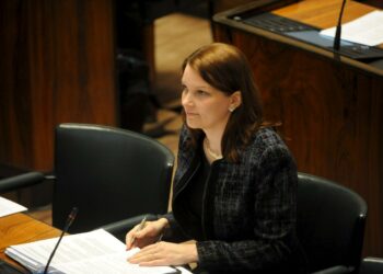Pääministeri Mari Kiviniemen mukaan Suomen kanta oli perjantain EU-huippukokouksen tiukin.