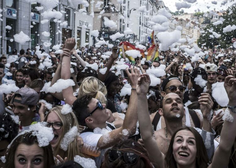 Lyonin Gay Pride -marssi järjestettiin lauantaina.