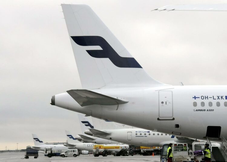 SLSY:n mukaan Finnair ei maksa aasialaiselle työvoimalle työehtosopimuksen mukaista palkkaa, vaikka työlupia haettaessa niin luvattiin tehdä.