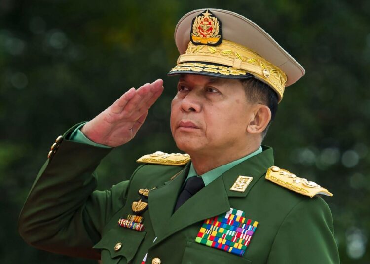 Myanmarin armeijan ylin komentaja Min Aung Hlaing.
