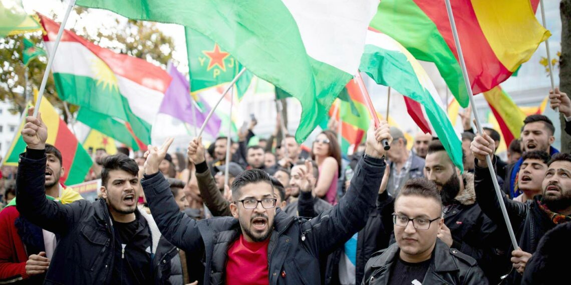 Berliinissä osoitettiin viime lauantaina mieltä kurdien puolesta.