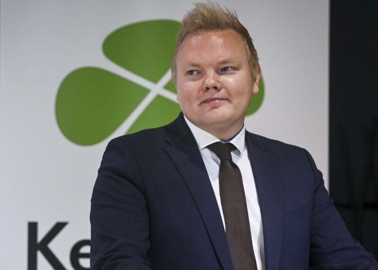 Keskustan eduskuntaryhmän puheenjohtaja Antti Kurvinen arvosteli vihreiden toimintaa.