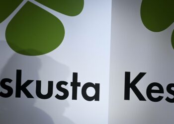 Ylen seuraavaan mielipidemittaukseen on aikaa kaksi viikkoa. Silloin nähdään, onko keskustan kannatus jo alle 10 prosenttia.