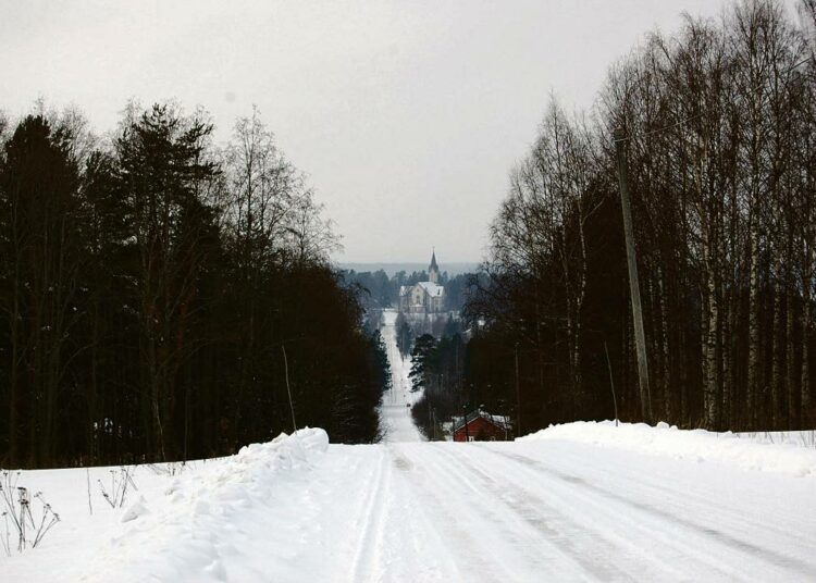 Kaupunkitaajaman ulkopuolella on tilaa, kirjoittaja muistuttaa.