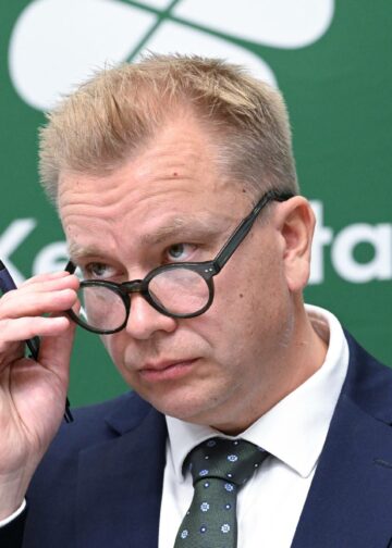 Keskustan puheenjohtaja Antti Kaikkonen.