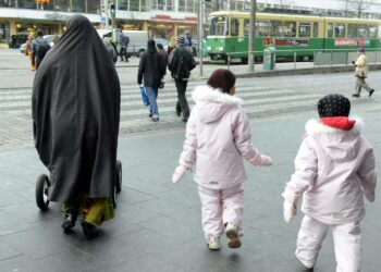 Kuntaliiton maahanmuuttolinjausten mukaan on myös huolehdittava siitä, että kuntien resurssit riittävät pakolaisten vastaanottamiseen ja kotouttamiseen.