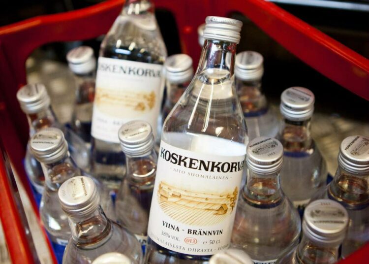 Suomalaisten kansallisjuomat ja vahvat tuotemerkit kossu ja jallu uhkaavat siirtyvät ulkomaiseen omistukseen.
