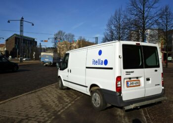 Itellan henkilöstövähennykset ovat aiheuttaneet mittavia häiriöitä postinjakeluun. PAU:n mukaan yhtiö toteutti ilmoittamansa henkilöstövähennykset jääräpäisesti ja etupainotteisesti.