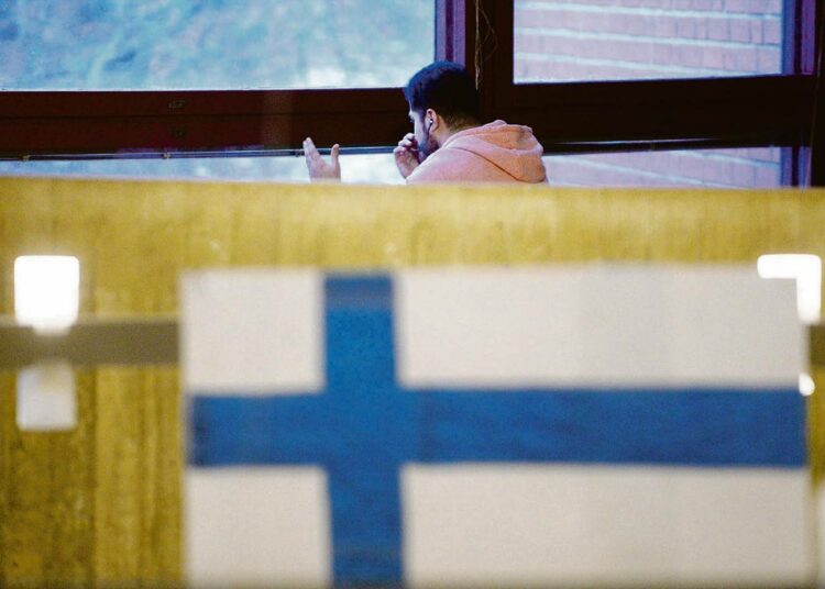 Uusmaalaisten vastaanottokeskusten työntekijät saavat oman edunvalvojan tänä syksynä. Kuvassa turvapaikanhakija Evitskogin vastaanottokeskuksessa Kirkkonummella.