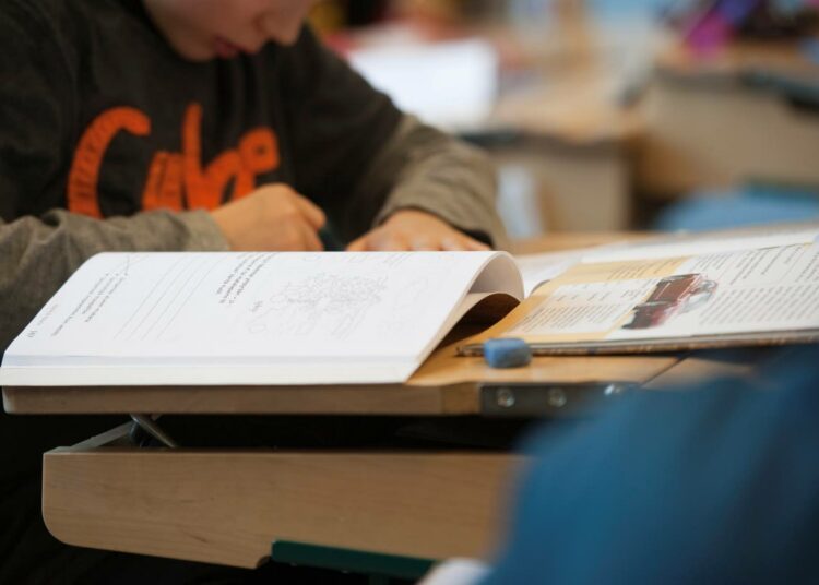 Hengitystieinfektioiden vuoksi koulusta oli lukukauden aikana poissa 46 prosenttia tutkimukseen osallistuneista oppilaista.