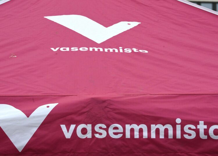 Vasemmsitoliitto lanseeraa uuden juhalpäivän.