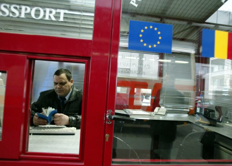 Romaniassa on tuhansia joutunut sairaalaan ns. laillisten huumeiden vuoksi. Kuva Romanian ja Moldovan rajalta.