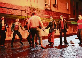 Neds havainnollistaa, miten 1970-luvun alun Glasgow voi olla vaarallinen paikka teinipojille.