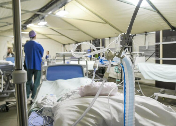 Helsingin ja Uudenmaan sairaanhoitopiiri varautui toukokuussa pystyttämään maanalaisiin pysäköintitiloihin varasairaalan.