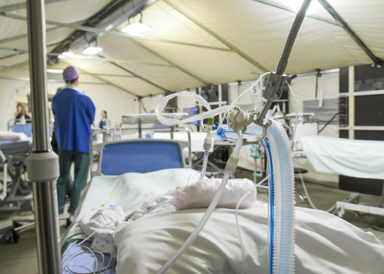 Helsingin ja Uudenmaan sairaanhoitopiiri varautui toukokuussa pystyttämään maanalaisiin pysäköintitiloihin varasairaalan.