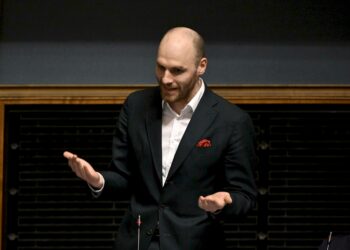 Timo Furuholm.